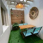 Au Coeur Du Grau Apartament *