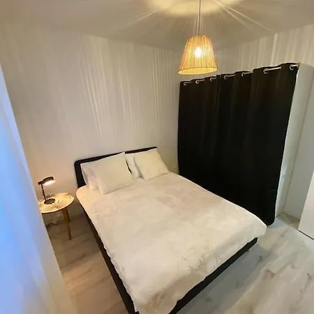 Au Coeur Du Grau Apartment *