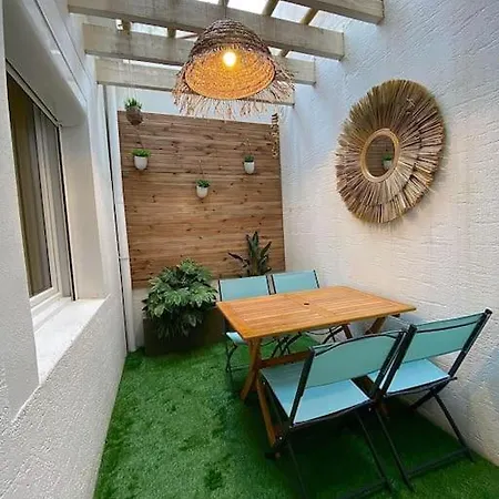 Au Coeur Du Grau Apartment *